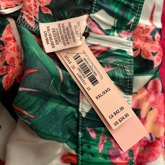 Like-new Victoria's Secret Satin Sleep Short- Tropical Multicolor, XXL - Picture 2 of 4